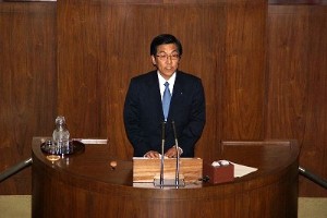 �{��c�ŏ��̈�ʎ���I